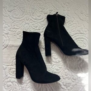 Steve Madden Booties Size 9